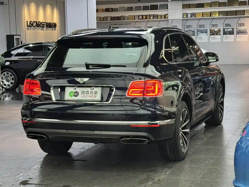 Bentayga 6.0 T Standard