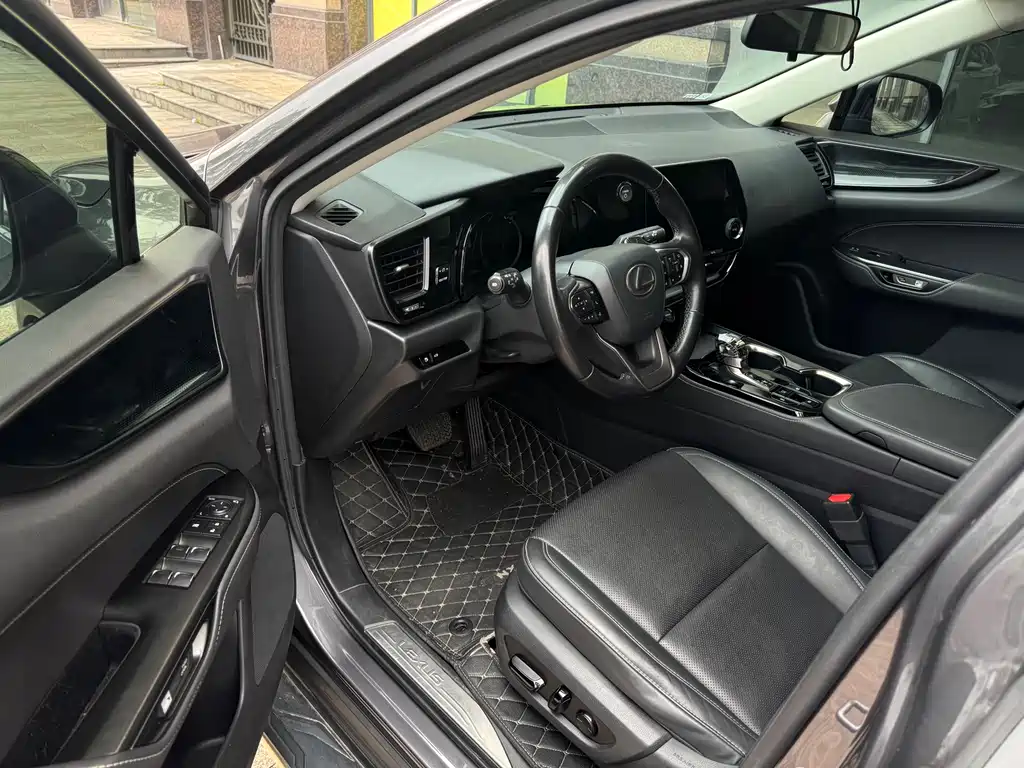 Lexus NX 350 h FWD Creative Joy