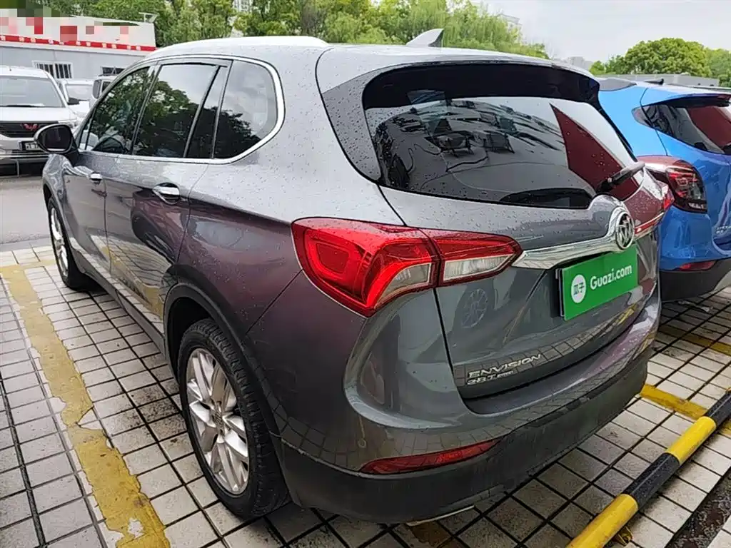 Envision Plus 28 T 4 WD Elite