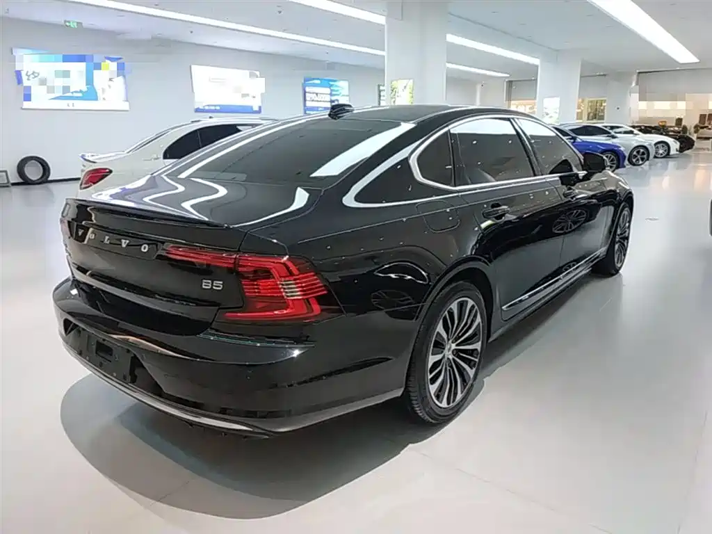 Volvo S90 B5 Smart Ease Luxury