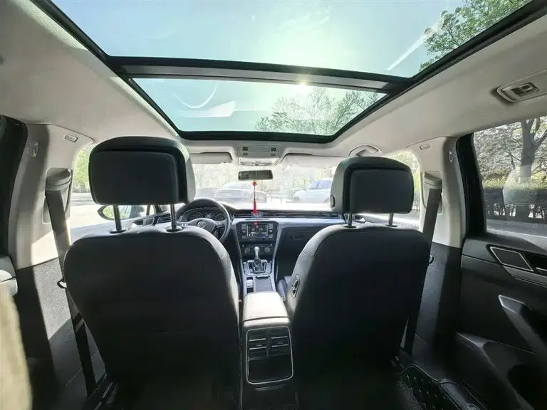 Volkswagen Magotan 330 TSI DSG Leading CN-V