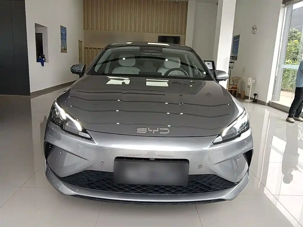 Seal 05 DM-i DM-i Smart Drive 120 KM Flagship