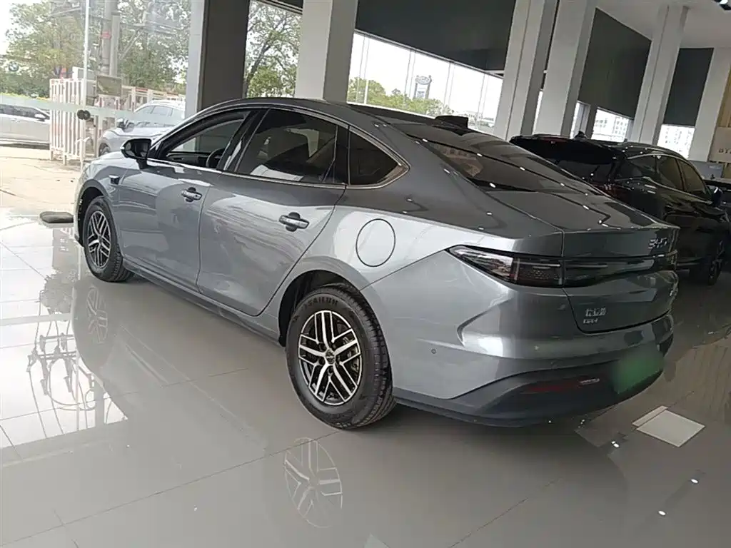 Seal 05 DM-i DM-i Smart Drive 120 KM Flagship
