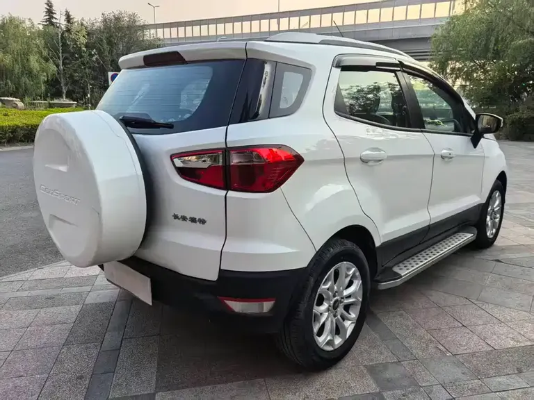 Ford EcoSport 1.5 L Auto Distinguished
