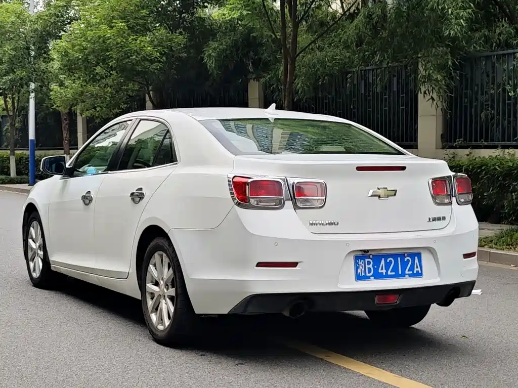 Malibu 2.0 L Auto Luxury