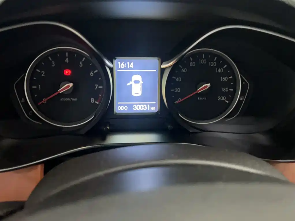 Senova X35 1.5 L Auto Luxury