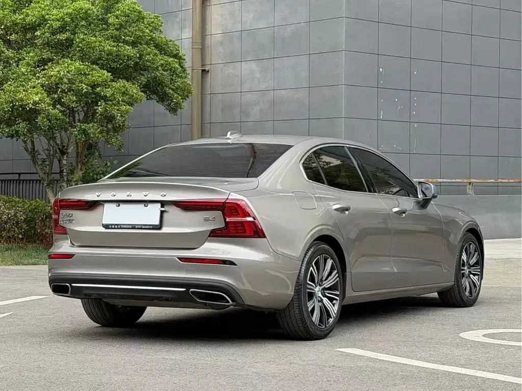 Volvo S60 B4 Smart Vision Luxury