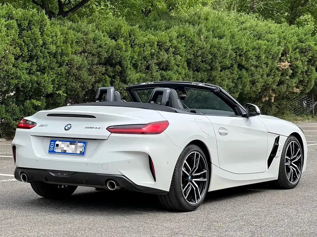 BMW Z4 sDrive 25 i M Sport Package