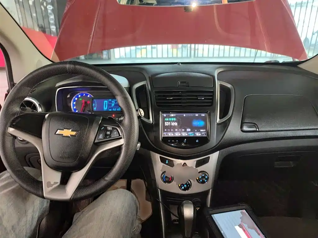 Tracker 1.4 T Auto 2 WD Luxury