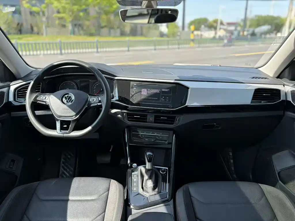 Tayron 330 TSI 2 WD Luxury Connected Plus