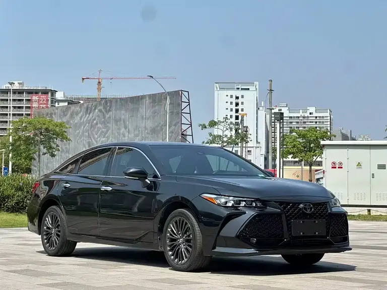 Toyota Avalon 2.0 L XLE Premium