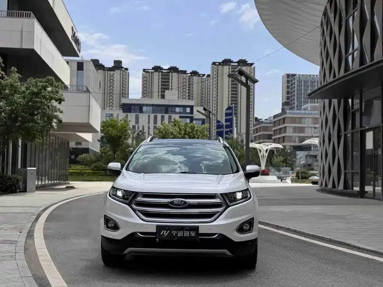 Ford Edge EcoBoost 245 2 WD Sport 7-seat