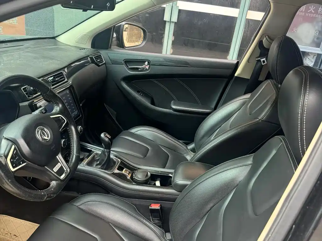 Fengguang 580 1.5 T Manual Comfort