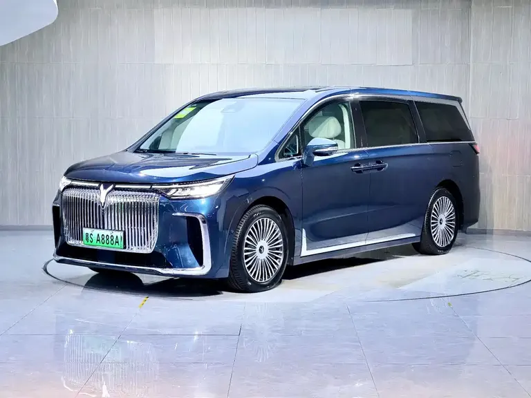 Voyah Dreamer PHEV 4 WD Flagship Kunpeng
