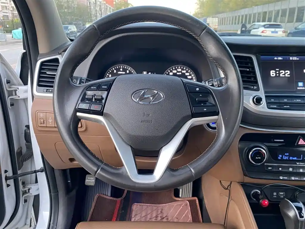 Tucson 1.6 T DCT 2 WD Intelligent