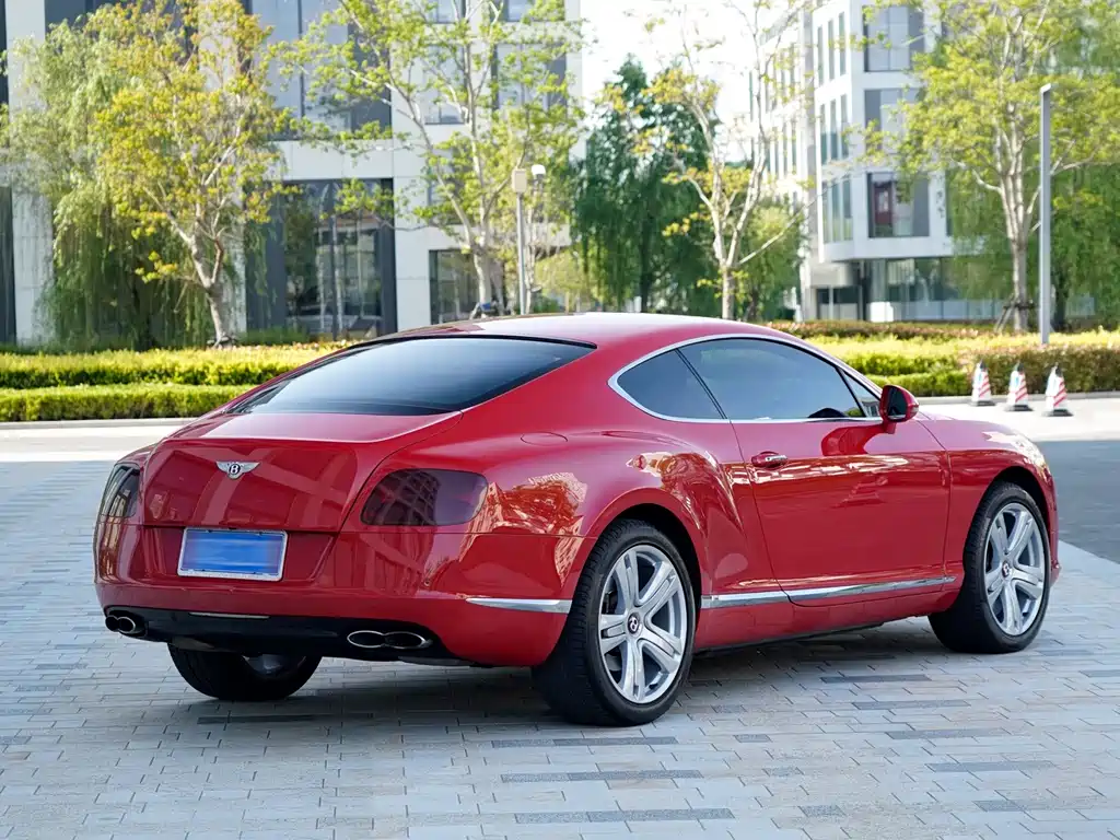 Continental GT 4.0 T GT V8