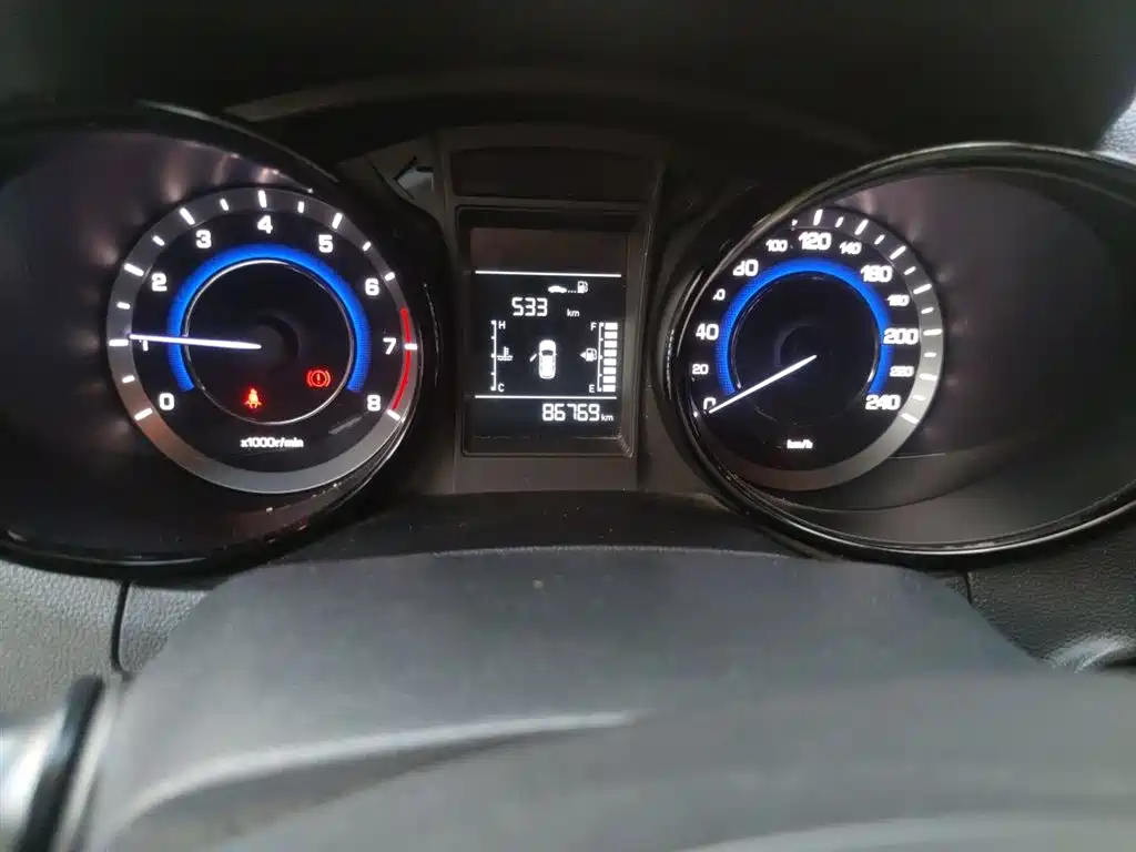 Changan CS15 1.5 L Manual Fashion