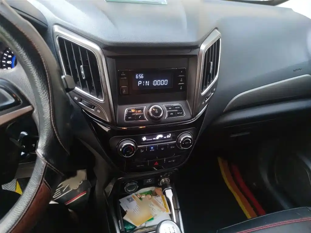 Changan CS15 1.5 L Manual Fashion