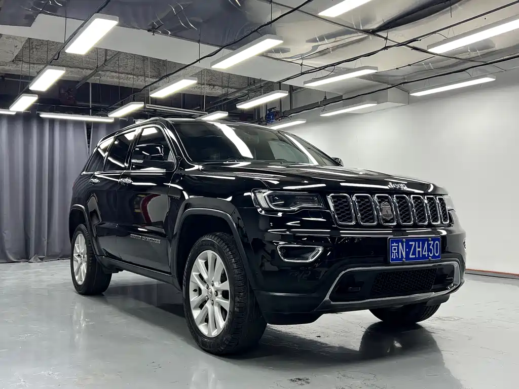 Grand Cherokee (Import) 3.6 L Elite Navigation