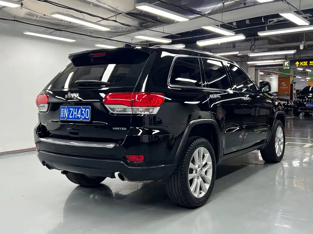 Grand Cherokee (Import) 3.6 L Elite Navigation