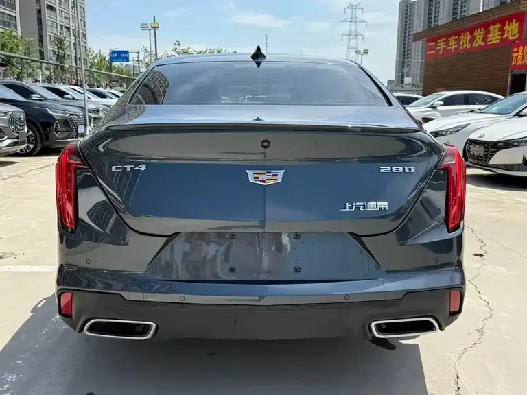 Cadillac CT4 28 T Distinguished