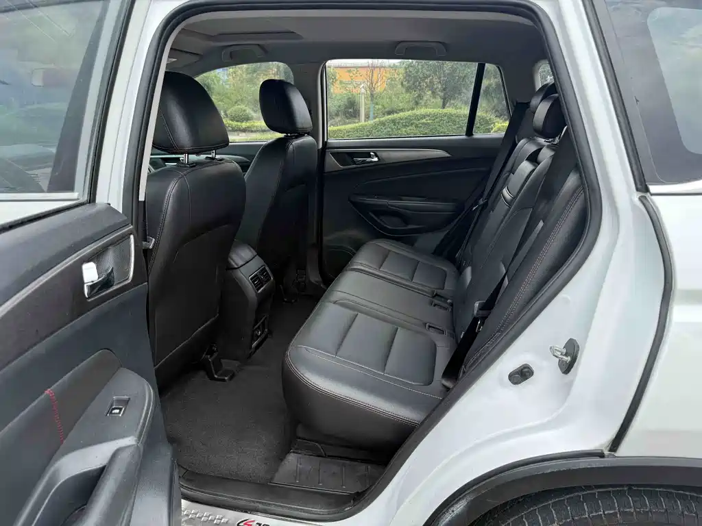Changan CS75 1.8 T Auto Elite CN-IV