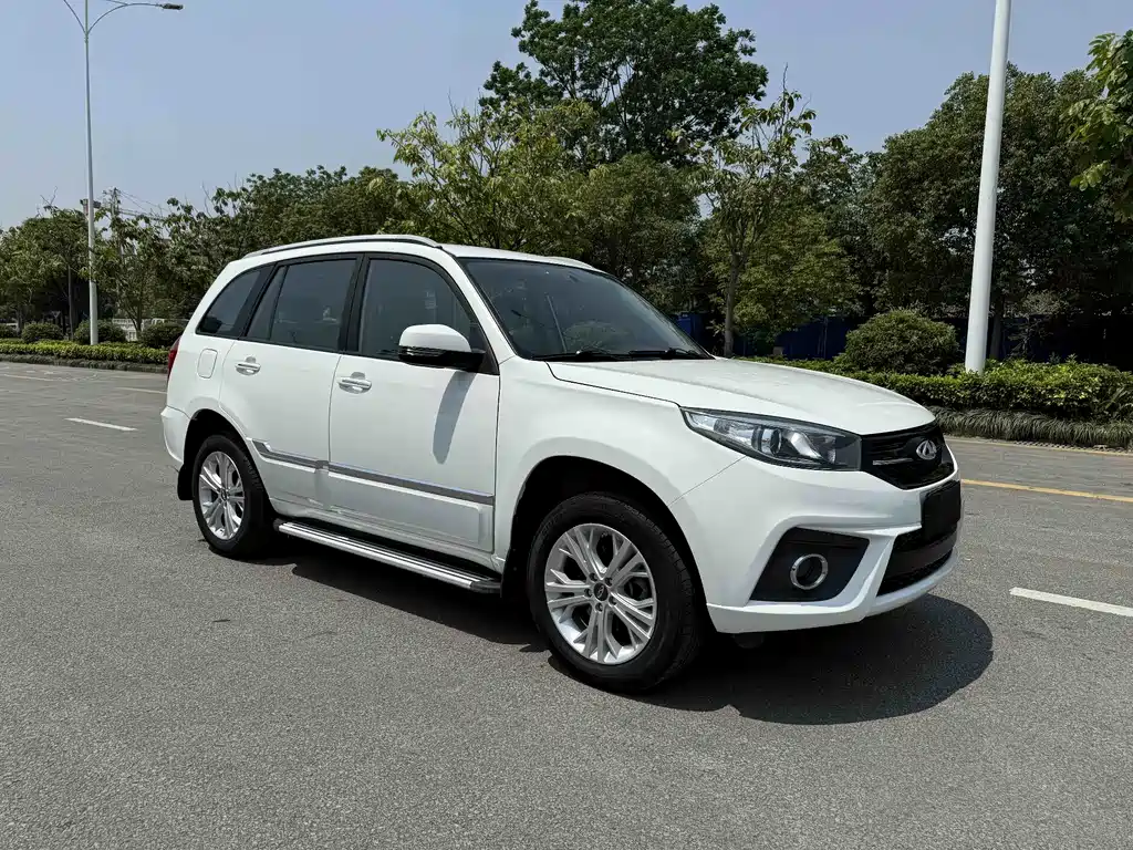 Tiggo 3 1.6 L CVT Style