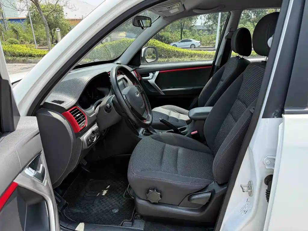 Tiggo 3 1.6 L CVT Style