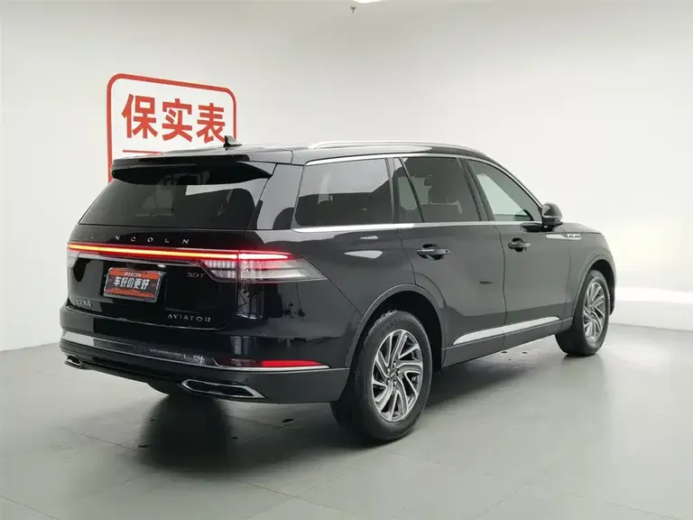 Lincoln Aviator 3.0 T V6 4 WD Premium Cruise 6-seat