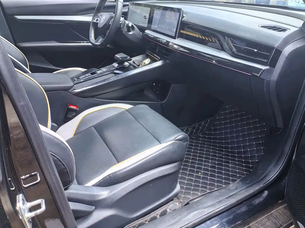 MG5 Scorpio 1.5 T Trophy Sport Flagship