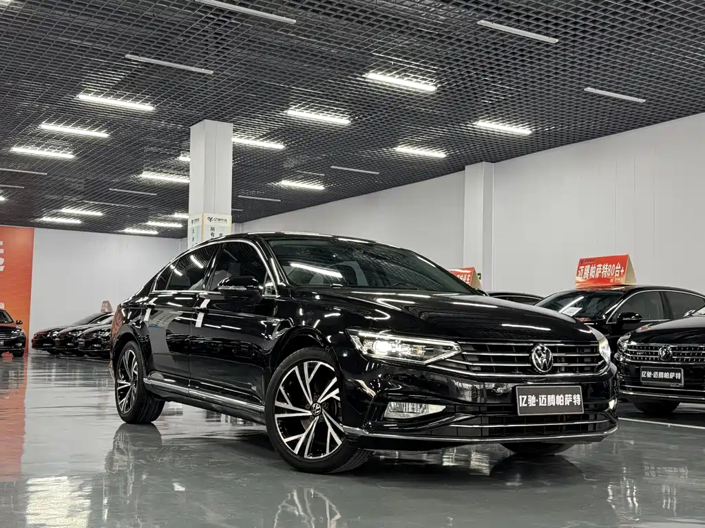 Magotan 330 TSI DSG 30 Anniversary