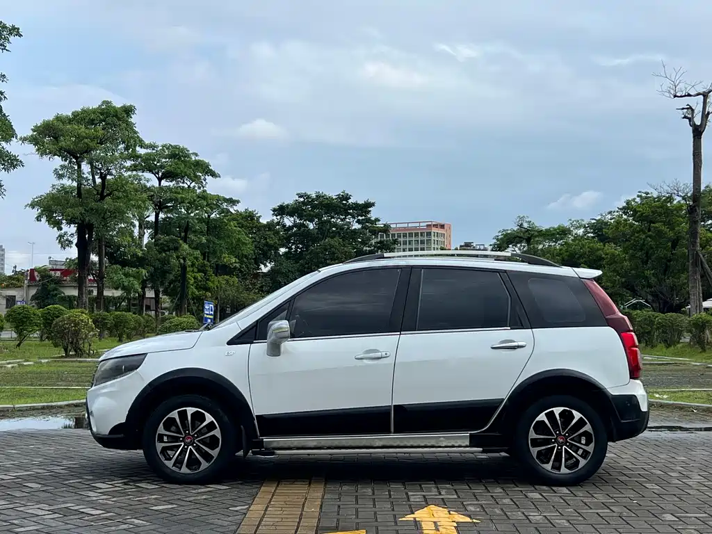 Joyear X5 1.6 L Manual Premium