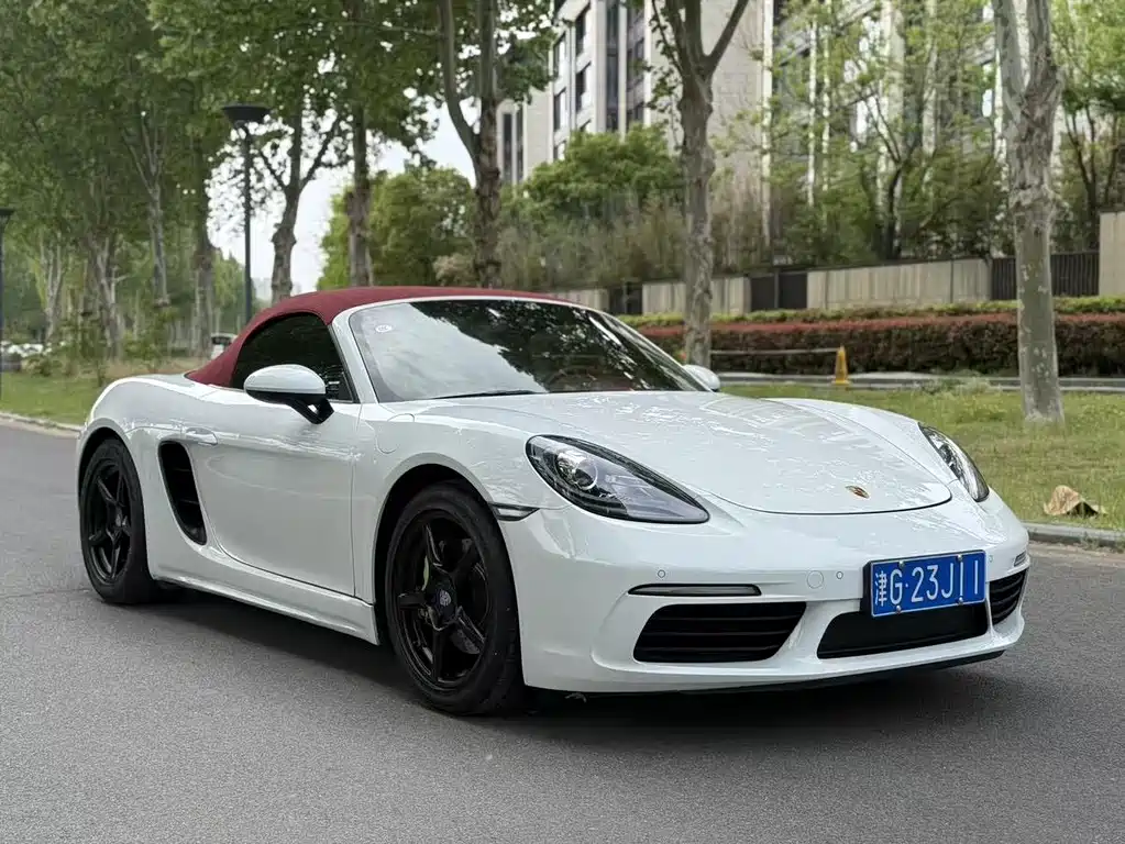 Porsche 718 Boxster 2.0 T