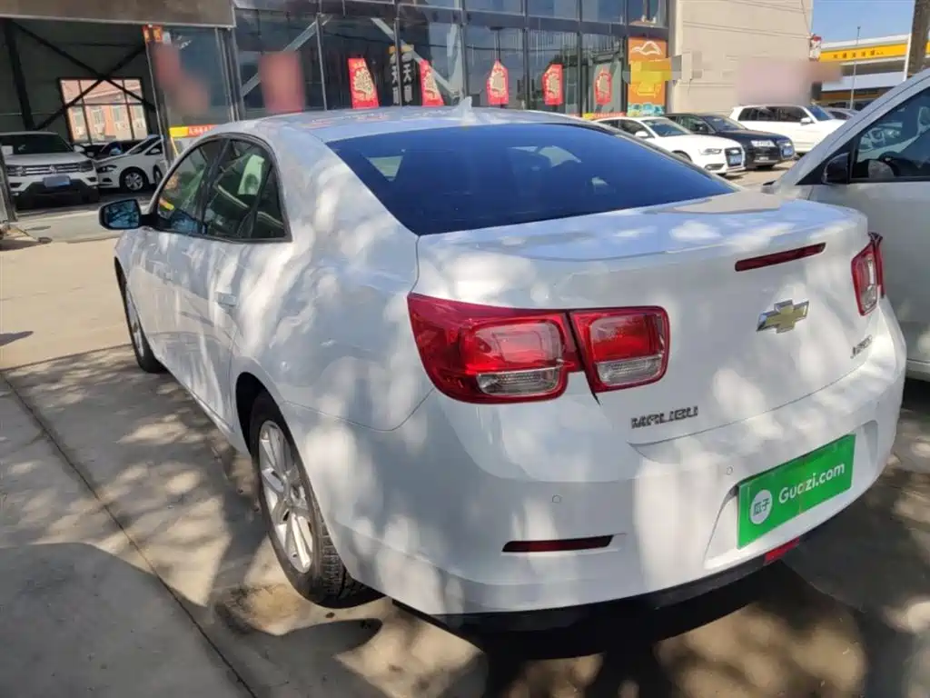 Malibu 2.0 L Auto Luxury