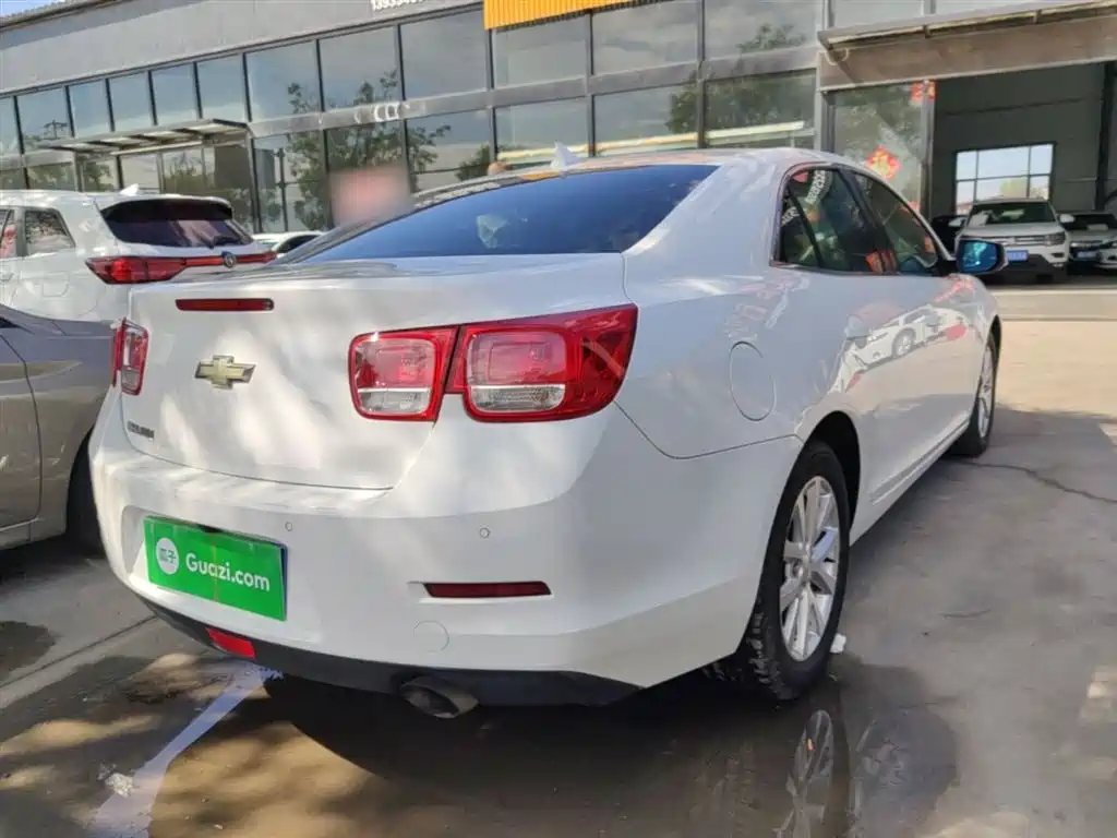 Malibu 2.0 L Auto Luxury