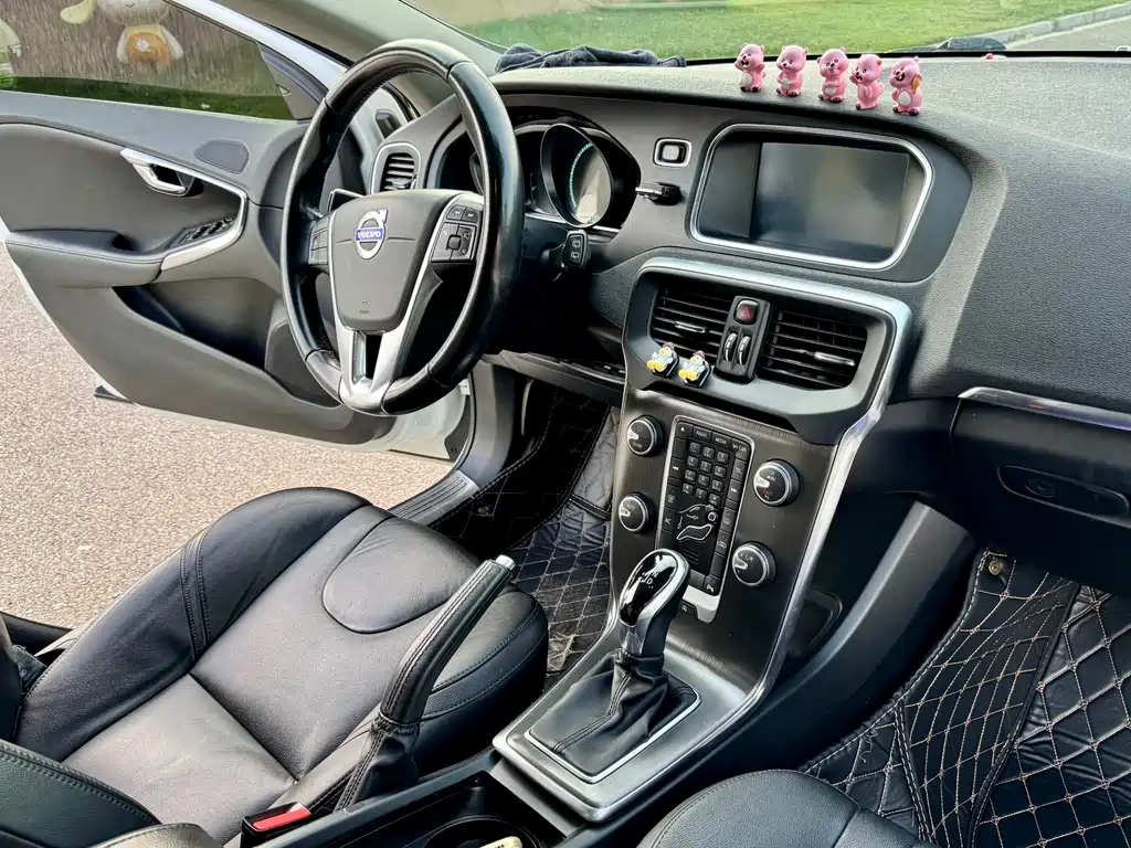 Volvo V40 2.0 T Smart Grace