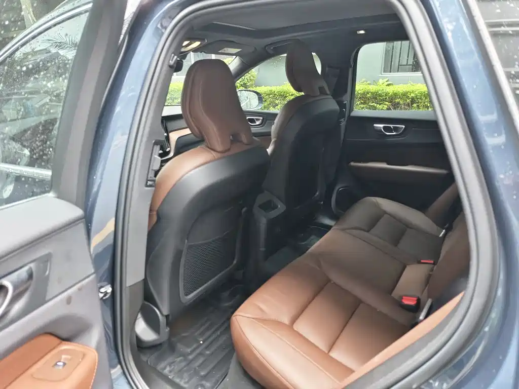 Volvo XC60 PHEV T8 PHEV Long Range 4 WD Smart Vision Luxury