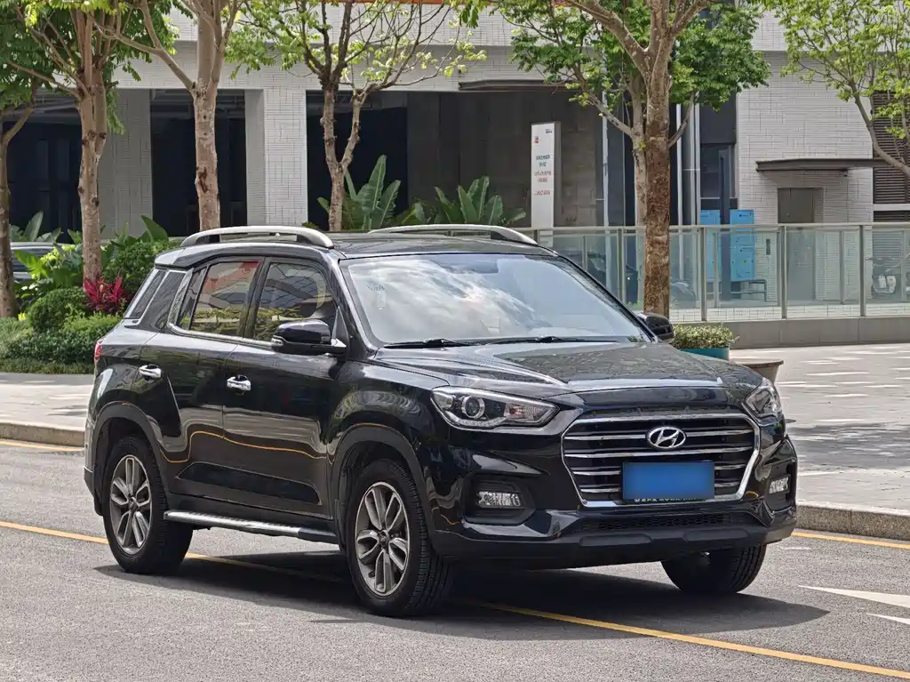 Hyundai ix35 2.0 L Auto 2 WD Brave · Smooth Enjoyment CN-VI
