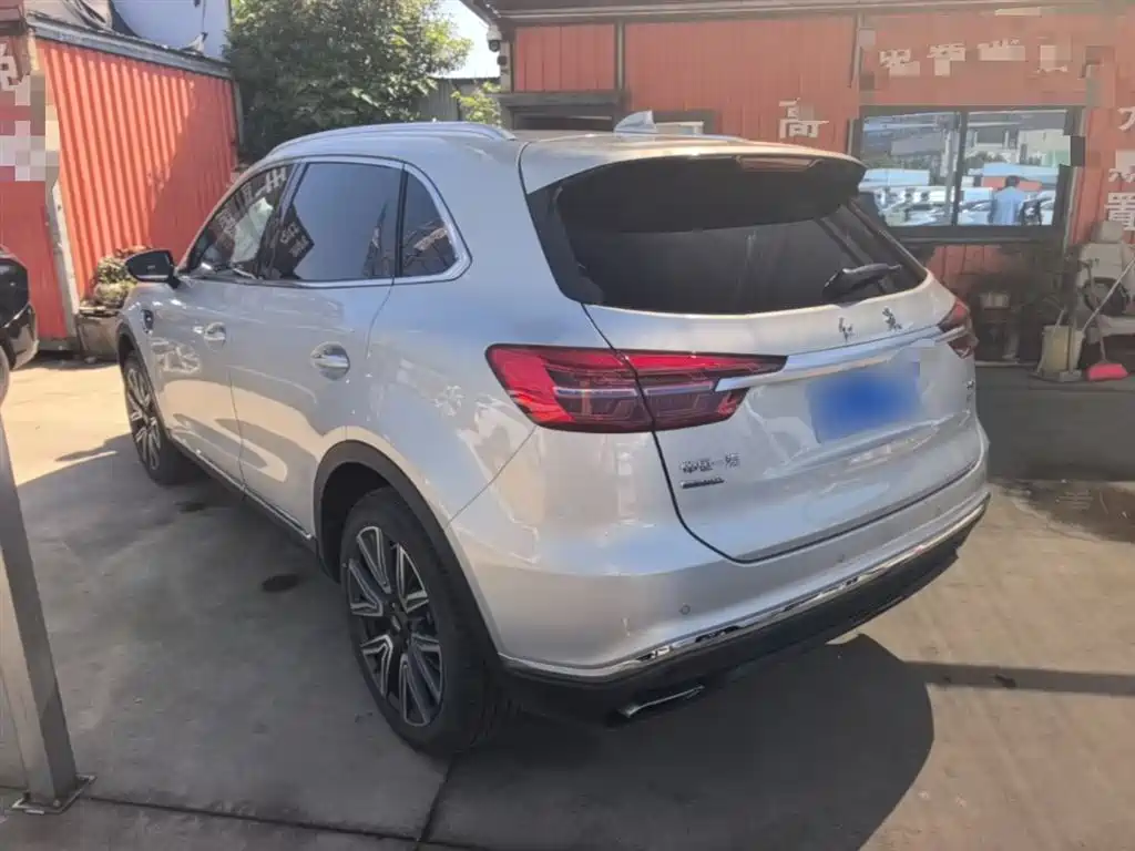 Hongqi HS5 Facelift 2.0 T Connected Flagship Enjoyment 4 WD