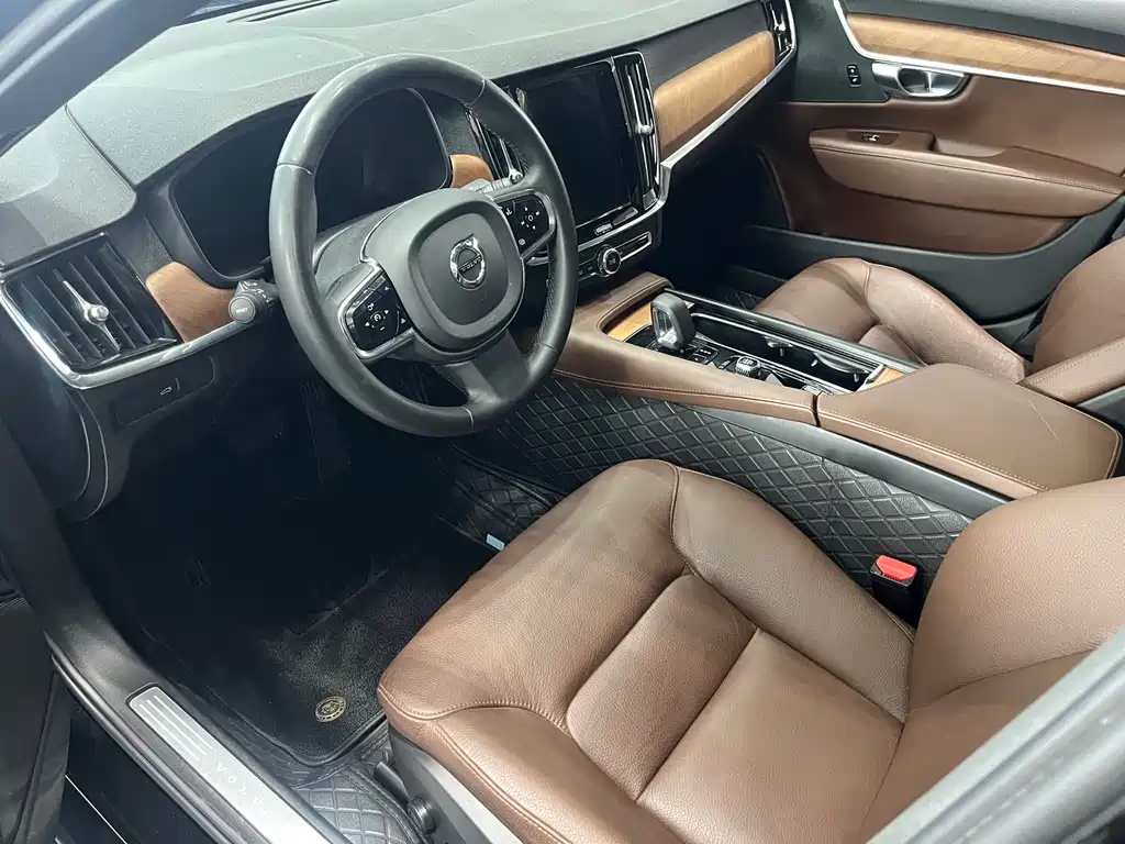 Volvo S90 B5 Smart Ease Luxury