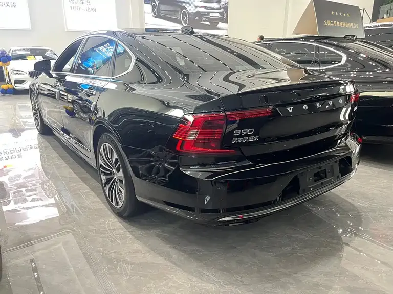Volvo S90 B5 Smart Ease Luxury
