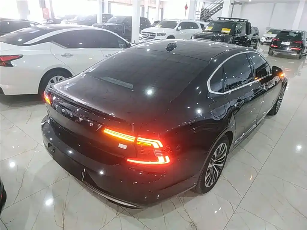 Volvo S90 PHEV T8 PHEV 4 WD Long Range Smart Ease Luxury