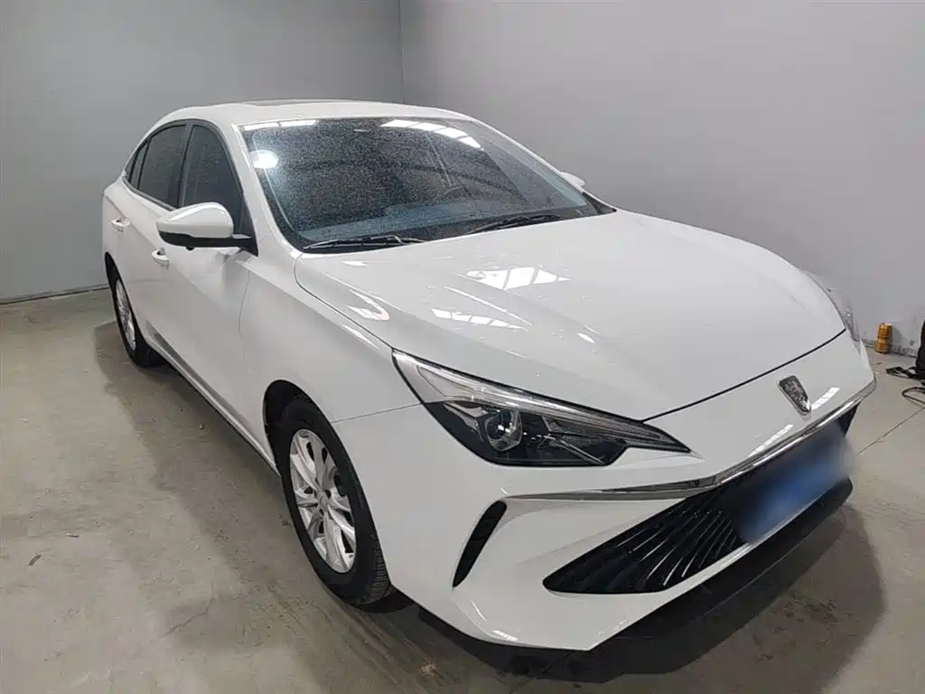 Roewe i5 1.5 L CVT Luxury