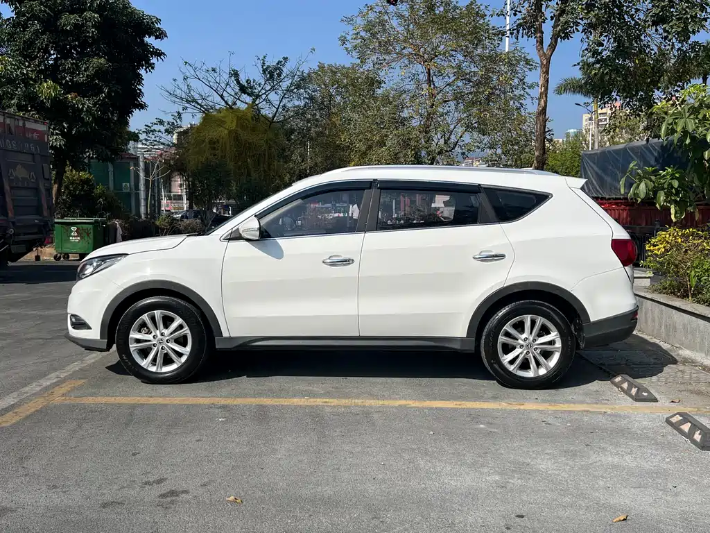 Fengguang 580 风光580 2018款 1.8 L 手动舒适型