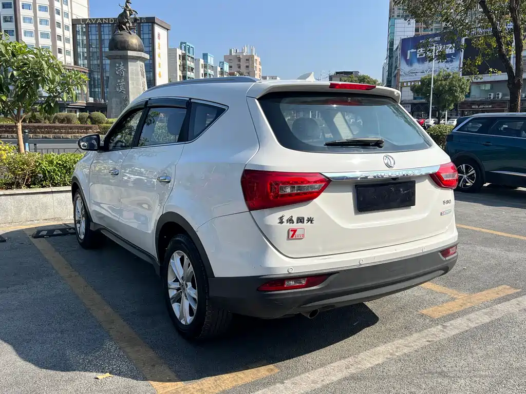 Fengguang 580 风光580 2018款 1.8 L 手动舒适型