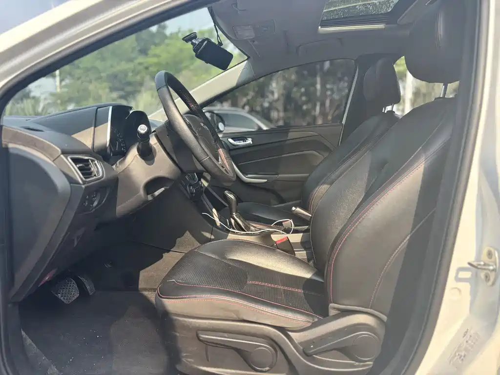 Arrizo 5 1.5 L CVT Luxury