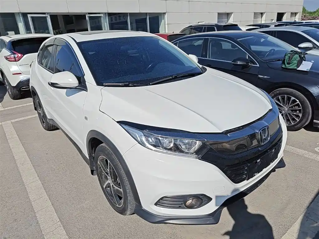 Vezel 1.5 L CVT Pioneer