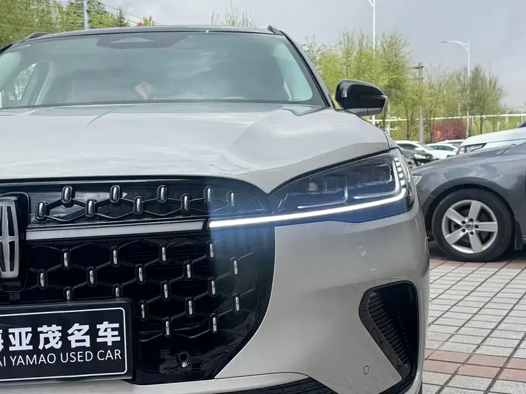 Lincoln Corsair 冒险家 2024款 1.5 T 两驱木兰特别混动版