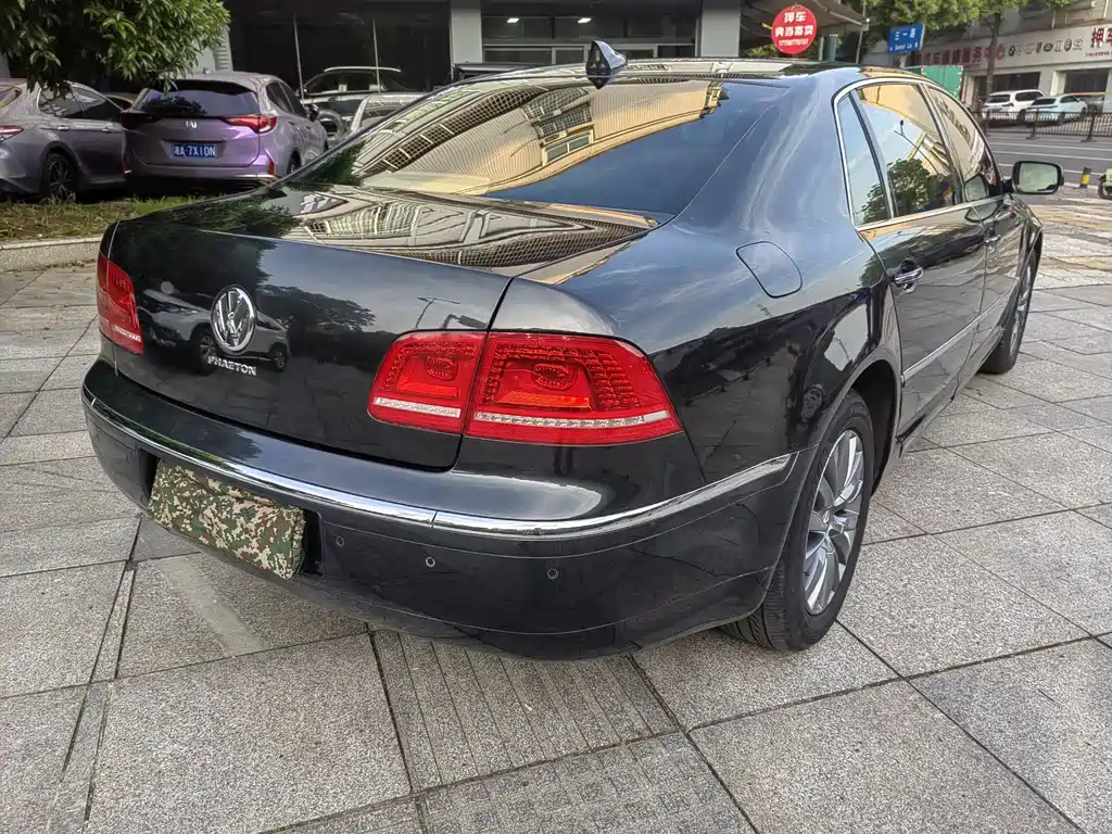 Phaeton 3.6 L V6 5-seat Extended Business