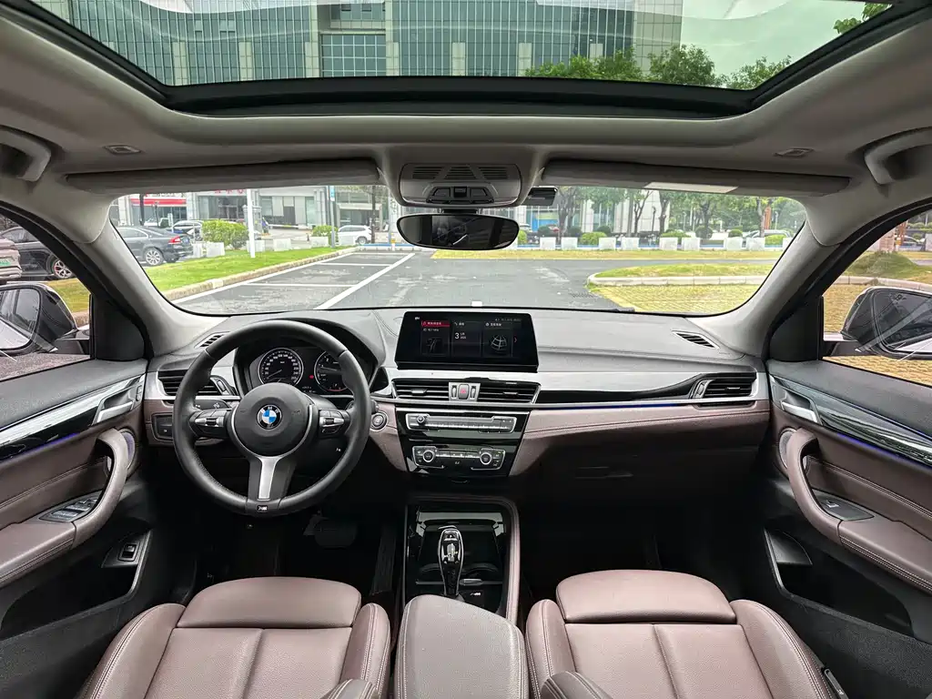 BMW X2 xDrive25 i M Offroad Package